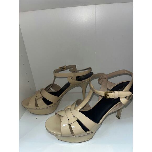 Tribute 135 patent leather platform sandals in beige - Saint  Saint Laurent Beige Patent Leather Platform Sandals - Size 39.5